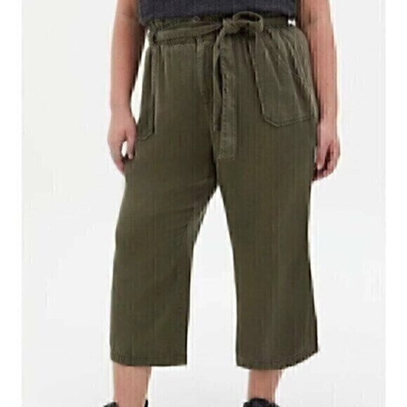 TORRID Plus Size Olive Green High Waisted Rise Paper Bag Cropped Ankle Pants 22 - Picture 1 of 11